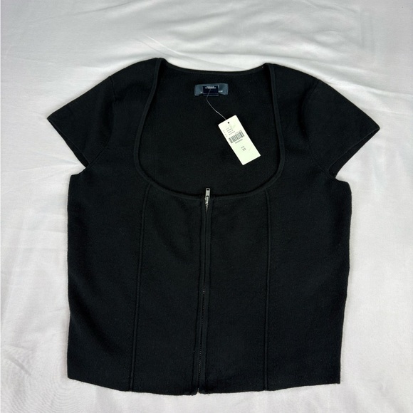 Anthropologie Tops - Anthropologie Black Knit Top with Zipper